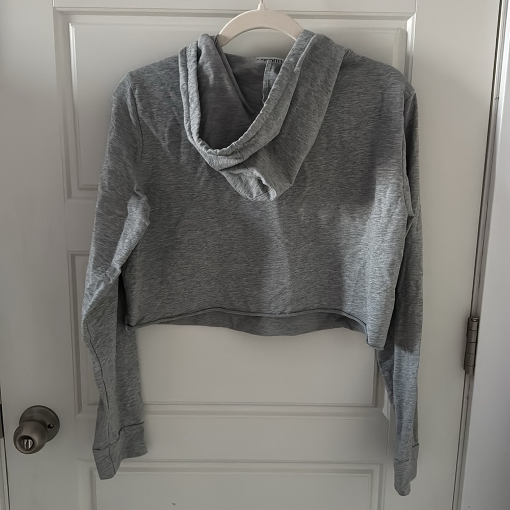 Cropped Sweatshirt - Picture 4 of 5